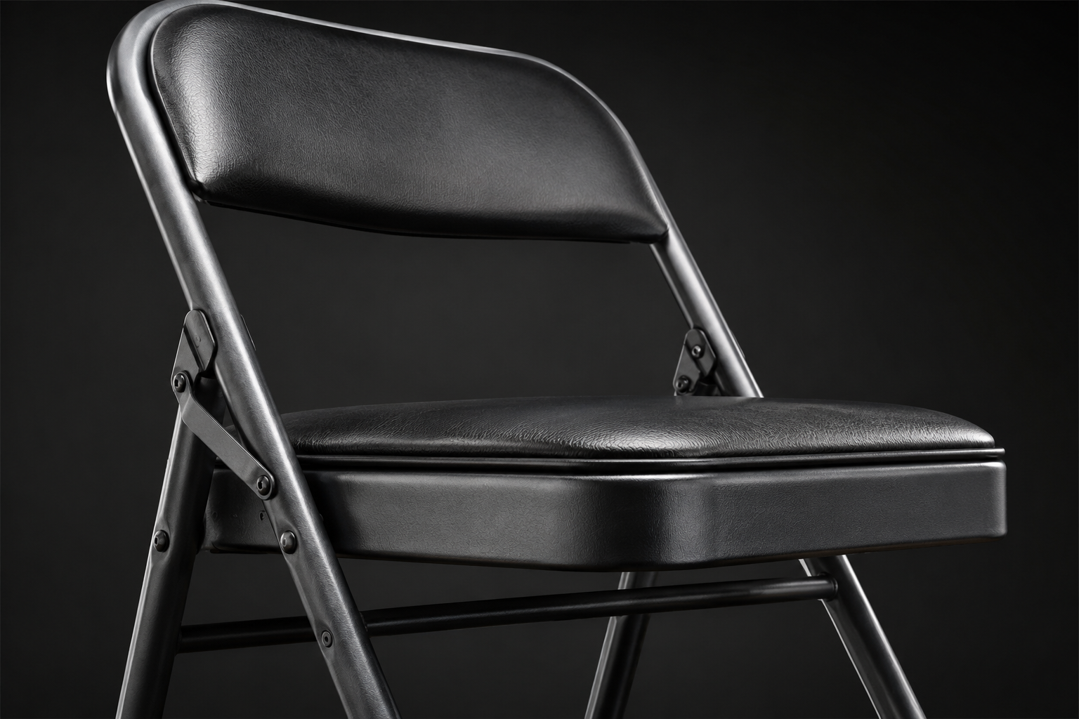 heavy-duty folding chairs for big guys